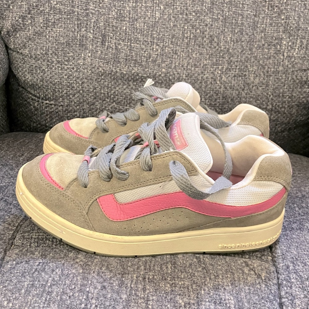 Vintage Vans Y2K Mannaz Skater size 9